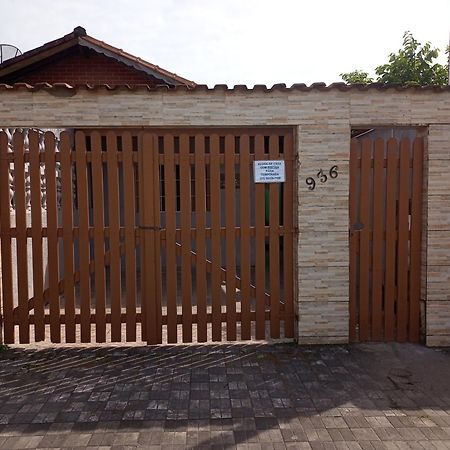 Вилла Casa Com Piscina Em Монгагуа Экстерьер фото